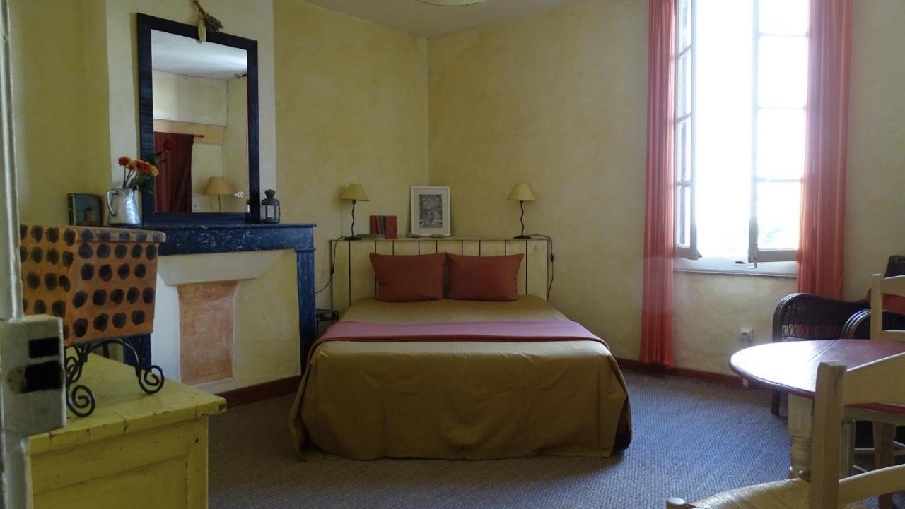 Chambre D'Hote Farniente エーグ・モルト エクステリア 写真